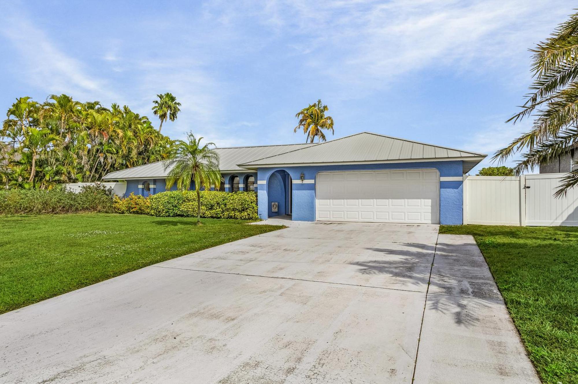 Canal-Front Oasis With Dock And Kayaks In Cape Coral! ภายนอก รูปภาพ